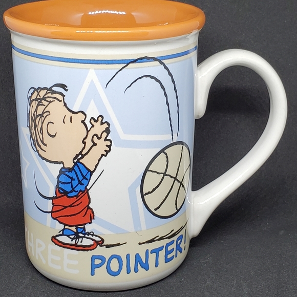 Peanuts Dining Peanuts Snoopy Linus Three Pointer Coffee Cup Mug